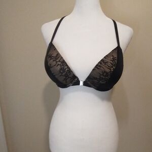 Elegant Black Lace Clasp Front Bra With Thin Racer back